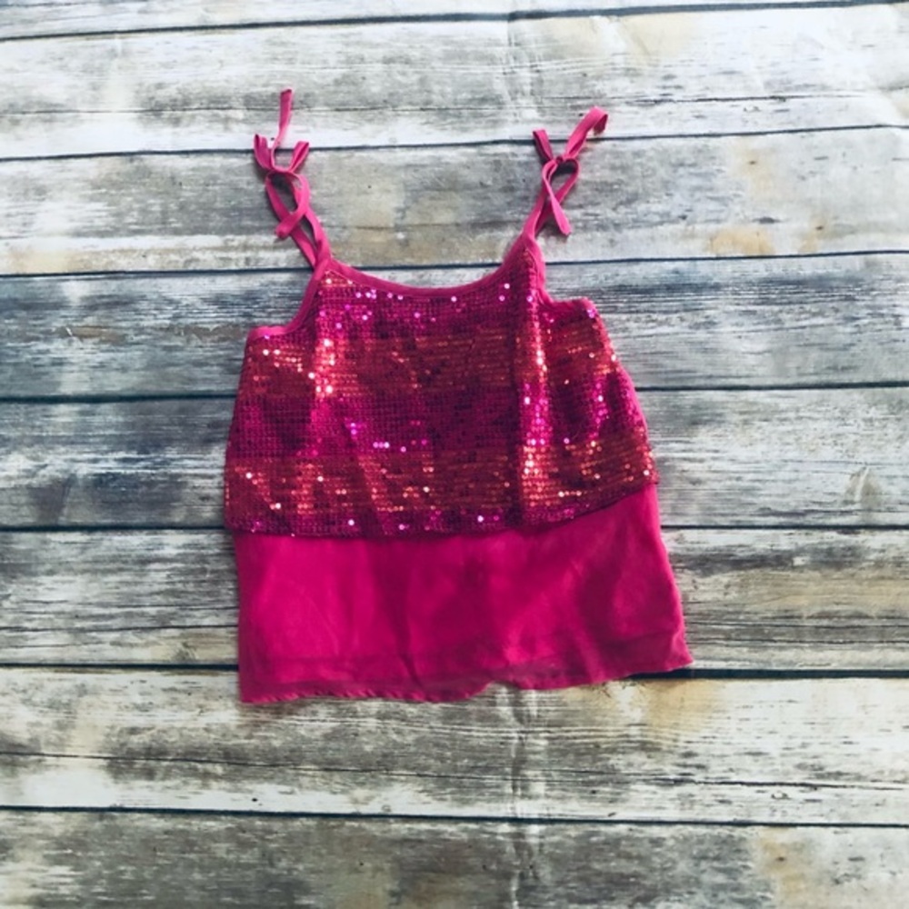 Girls gorgeous pink tank w/ sequence! Size 8